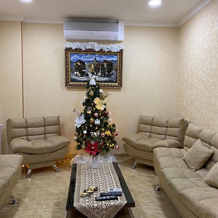 Hotel Lu-Ma Tbilisi Esterno foto