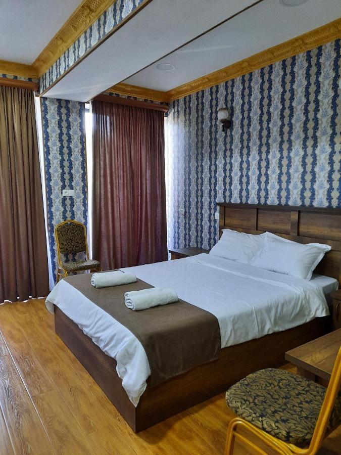 Hotel Lu-Ma Tbilisi Esterno foto