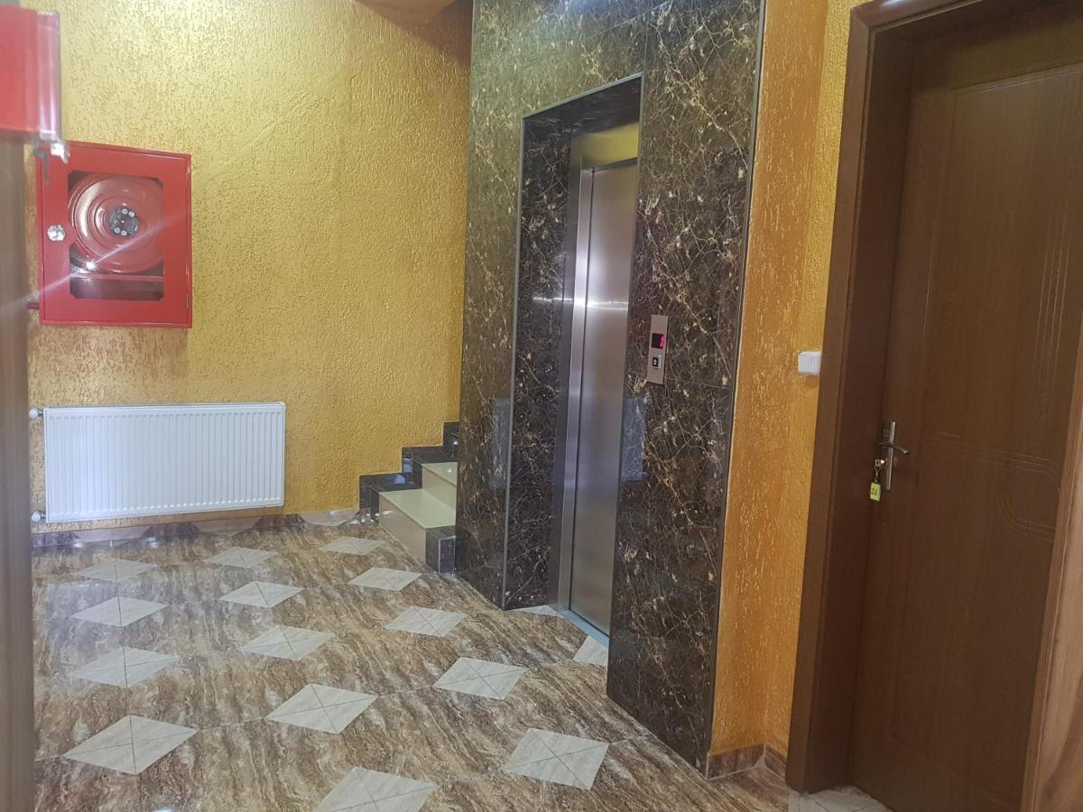 Hotel Lu-Ma Tbilisi Esterno foto