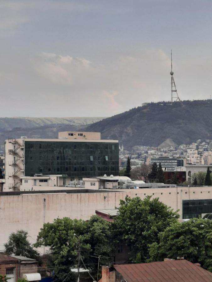 Hotel Lu-Ma Tbilisi Esterno foto